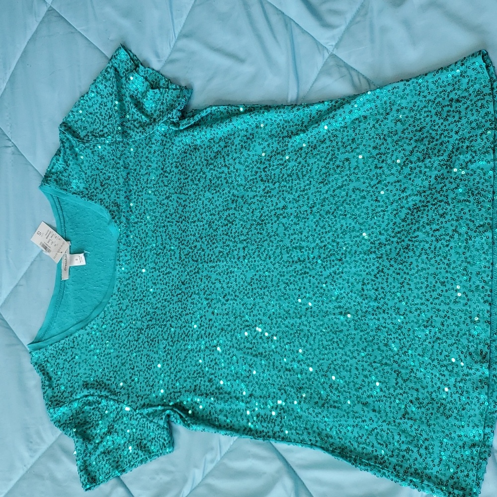 Green sequins top